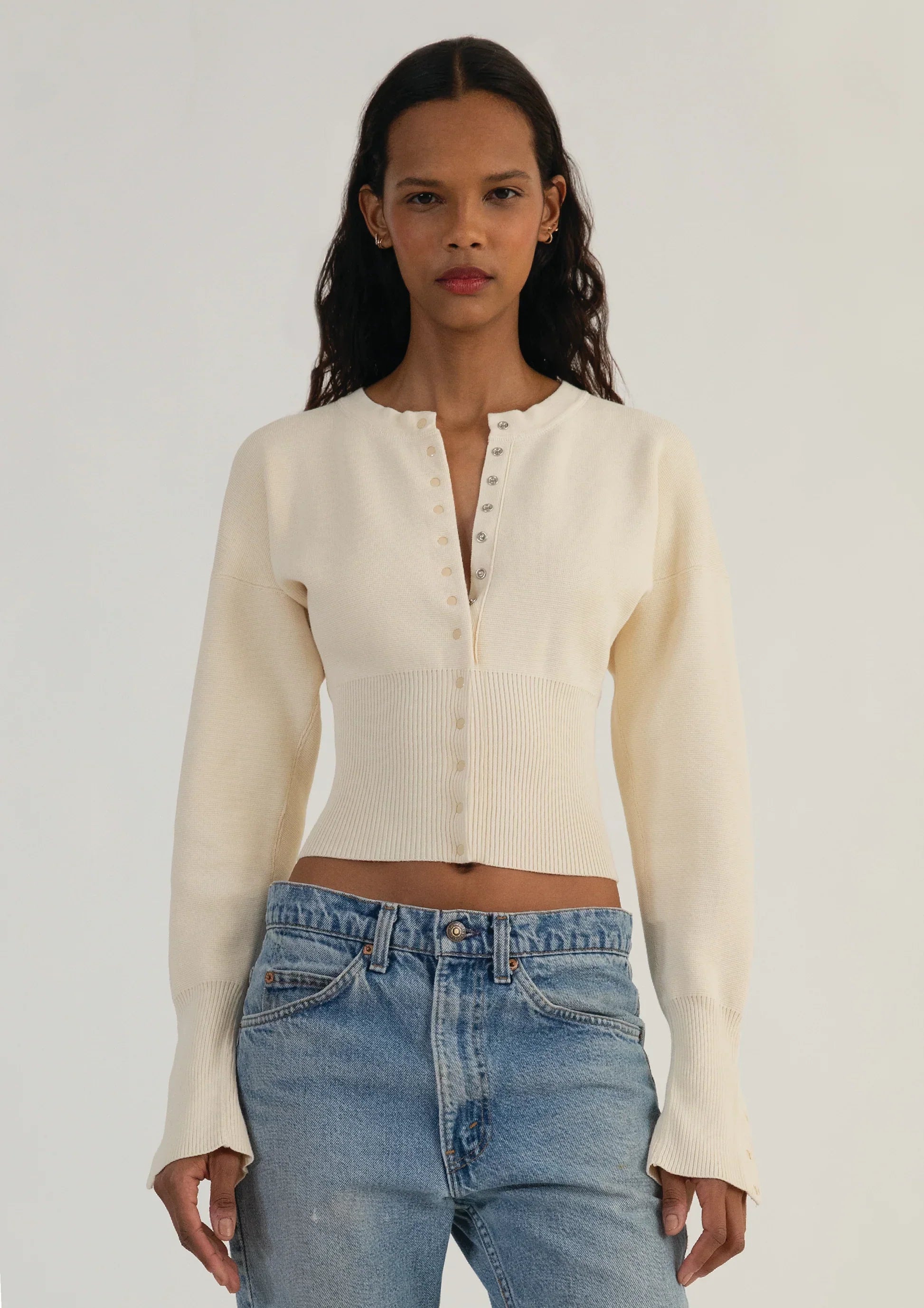 Fina | Fitted Cropped Button-Up Cardigan 1