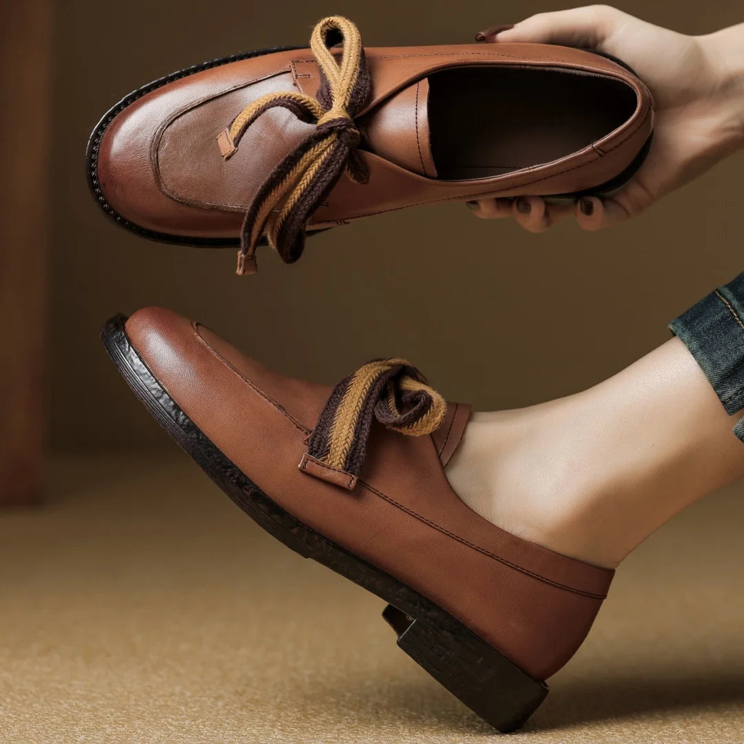 Laceti | Classic Leather Two-Tone Loafers 1