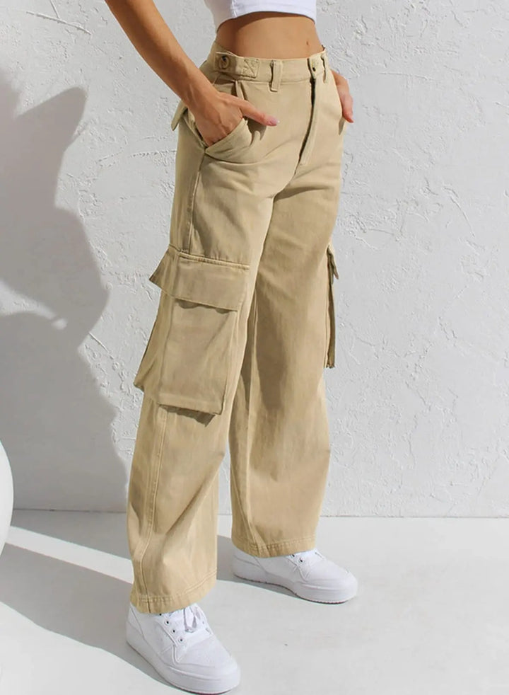 Navi | Loose-Fitting Black Cargo Pants 2