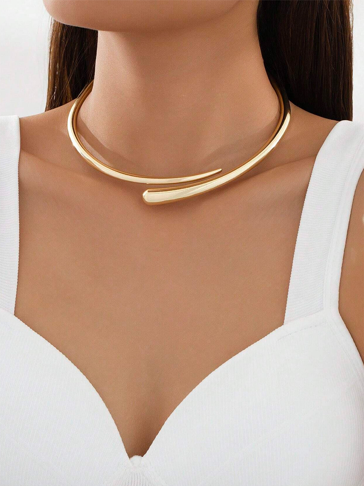 Trevina | Gold Choker Necklace Water Drop 1