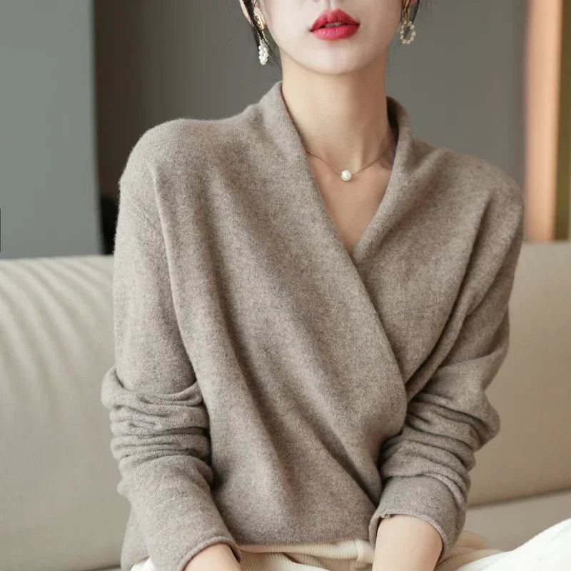 V-Neck Cashmere Knit Sweater for Women | Bella