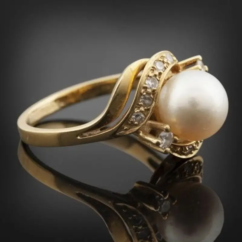 Virelle | Elegant Pearl Gold Ring 0