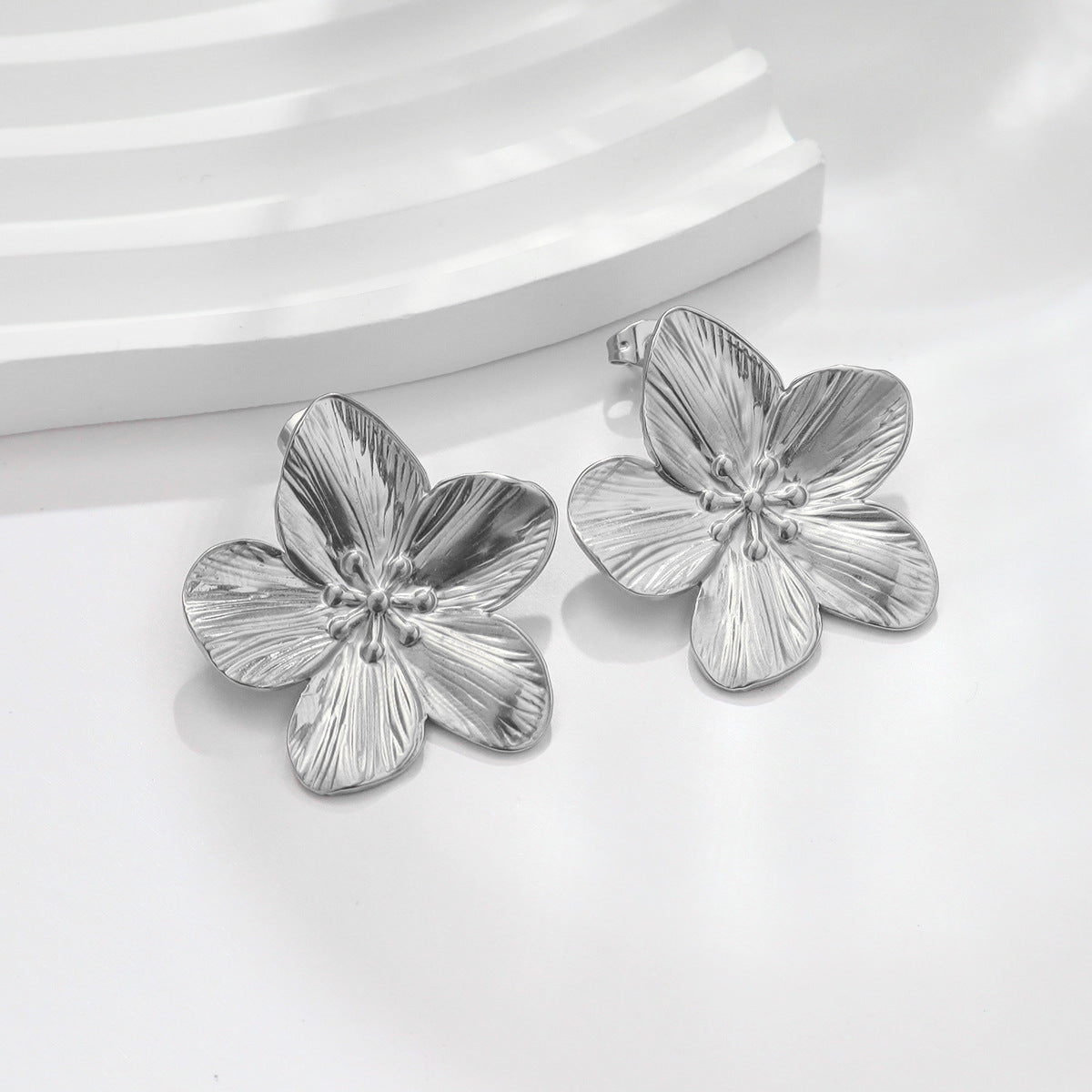 Zelara | Floral Statement Earrings 7