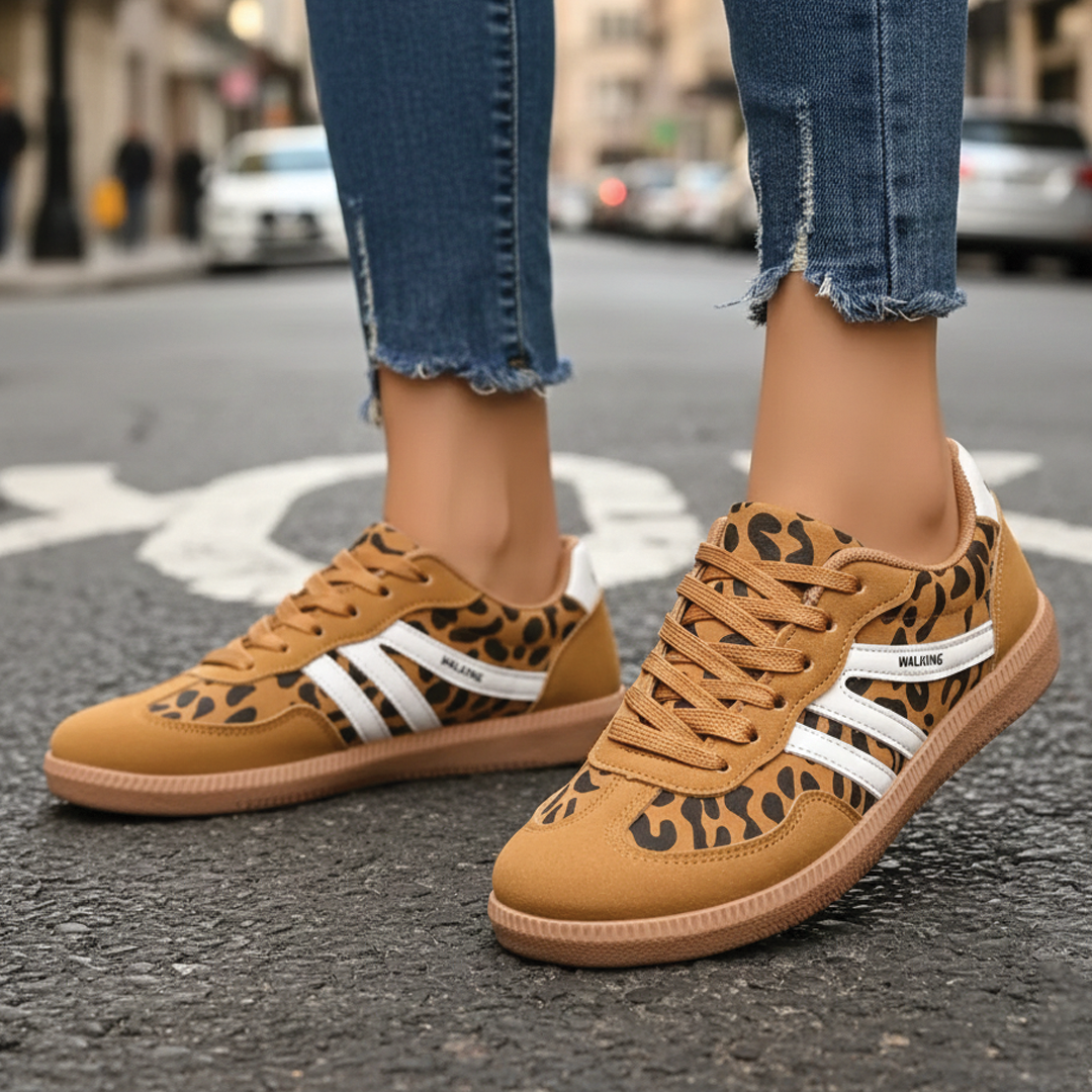 Aubrey - Low-Top Lace Sneakers 0