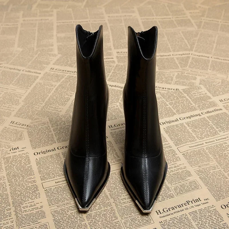 Clevera | Chrome Tip Chelsea Leather Boots 6