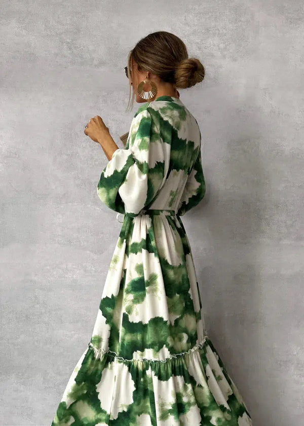 Elara – Elegant Flowy Maxi Dress