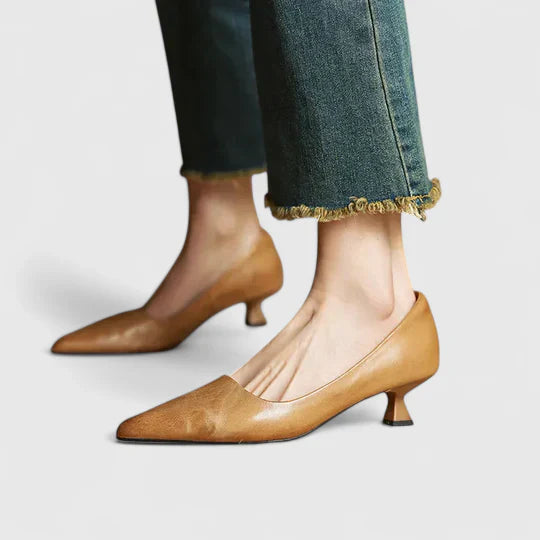 Elysia | Classic Pointed Toe Low Heel Pumps 8