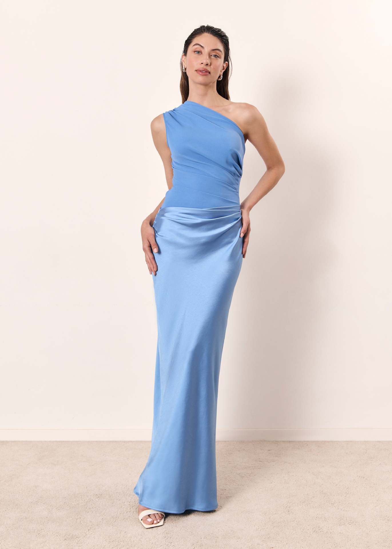 Nikkie | Elegant Maxi Dress 4