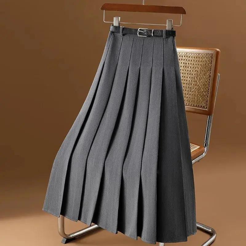 Pledia | Pleated Black Midi Skirt 0