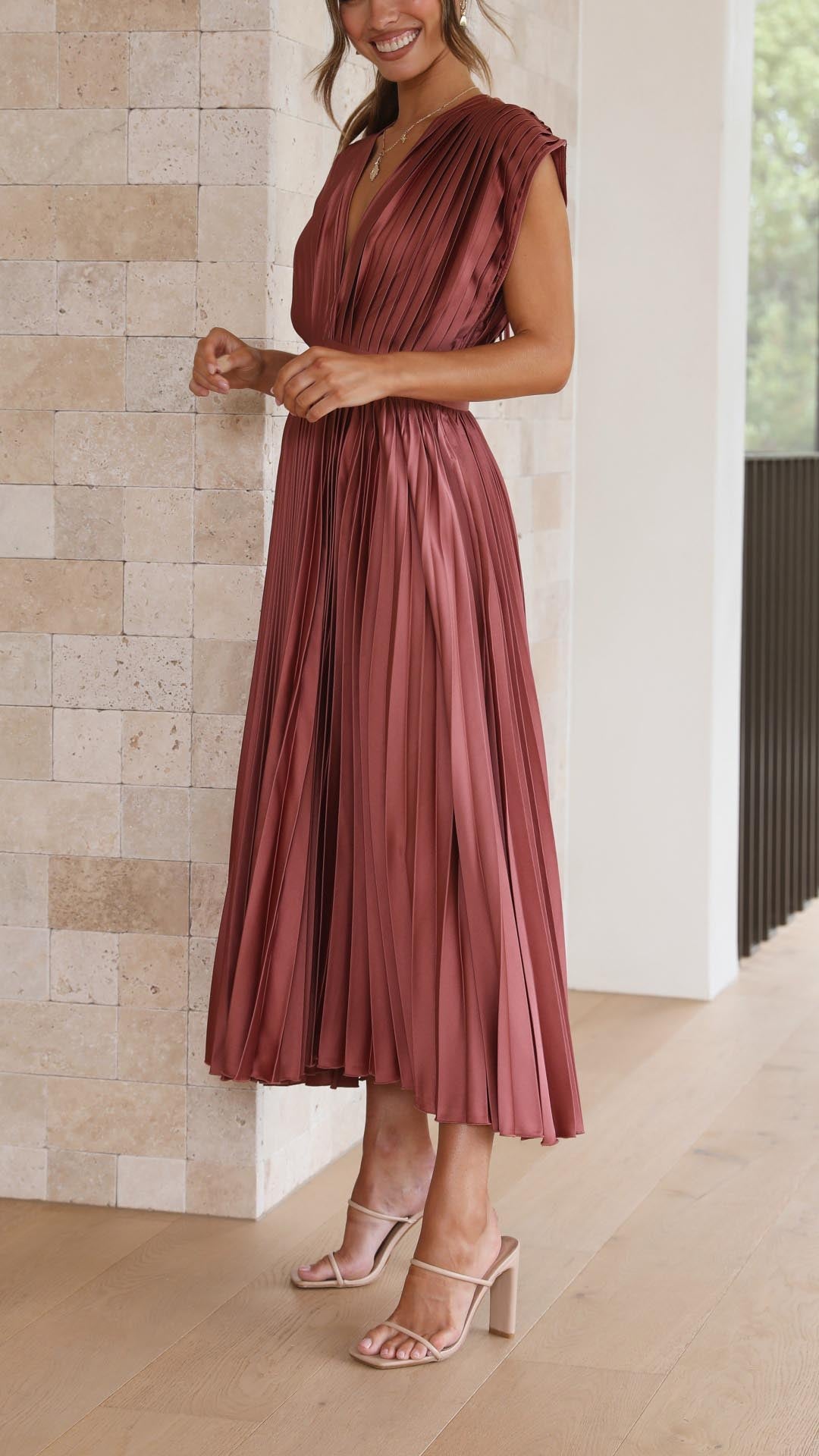 Sella | Pleated White Maxi Dress 4